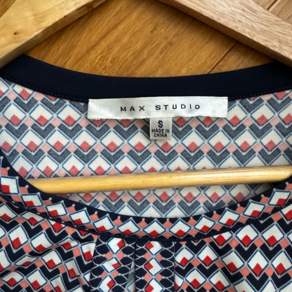 Max Studio Spring Dress - Knee Length - Picture 2 of 3